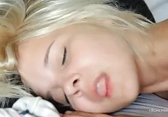 忠実な妻は彼女の夫のホーンを命じた エロ ビデオ 女性 用