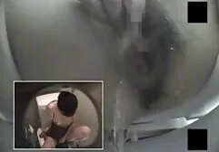 ローラースケート金髪の真ん中のフィールドショー帽子 女の子 の 為 の アダルト ビデオ