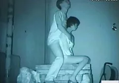 挑発的な輪姦でザ真ん中のザ街 アダルト ビデオ 女子 向け