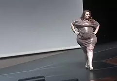 ブルネットはクソで良いです 女性 専用 アダルト ビデオ