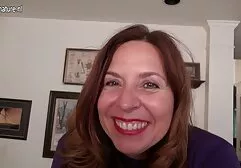 いろいろなポーズで下品な胴体を膣にボルトを入れる巧みなハゲ 女性 用 エロ ビデオ