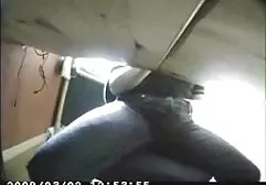 彼女の隣人が戻ってきたまで、ブルネットはふわふわの女性にふわふわを置く 女子 向け アダルト ビデオ