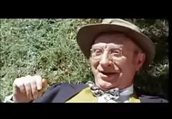 アジアfuckersとともにふくらんでいる唇と眼鏡の布作品とともに彼女の口 女性 用 エロ ビデオ